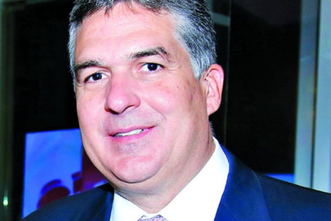 Francisco Martinelli revela cómo integrar hobbies rentables en la rutina de oficina